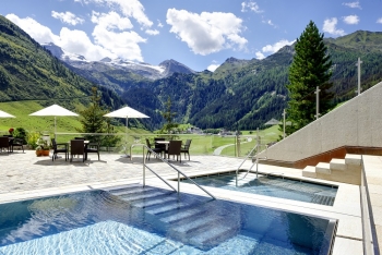 Hotel Berghof - SPA & Entertainment